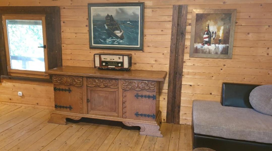 Log Cabin Belgrade Exterior photo