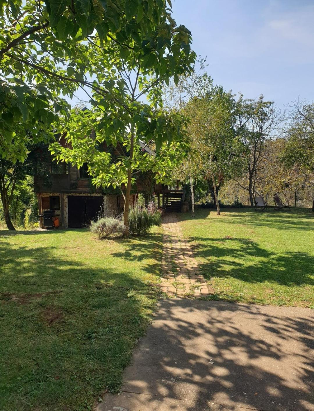 Log Cabin Belgrade Exterior photo